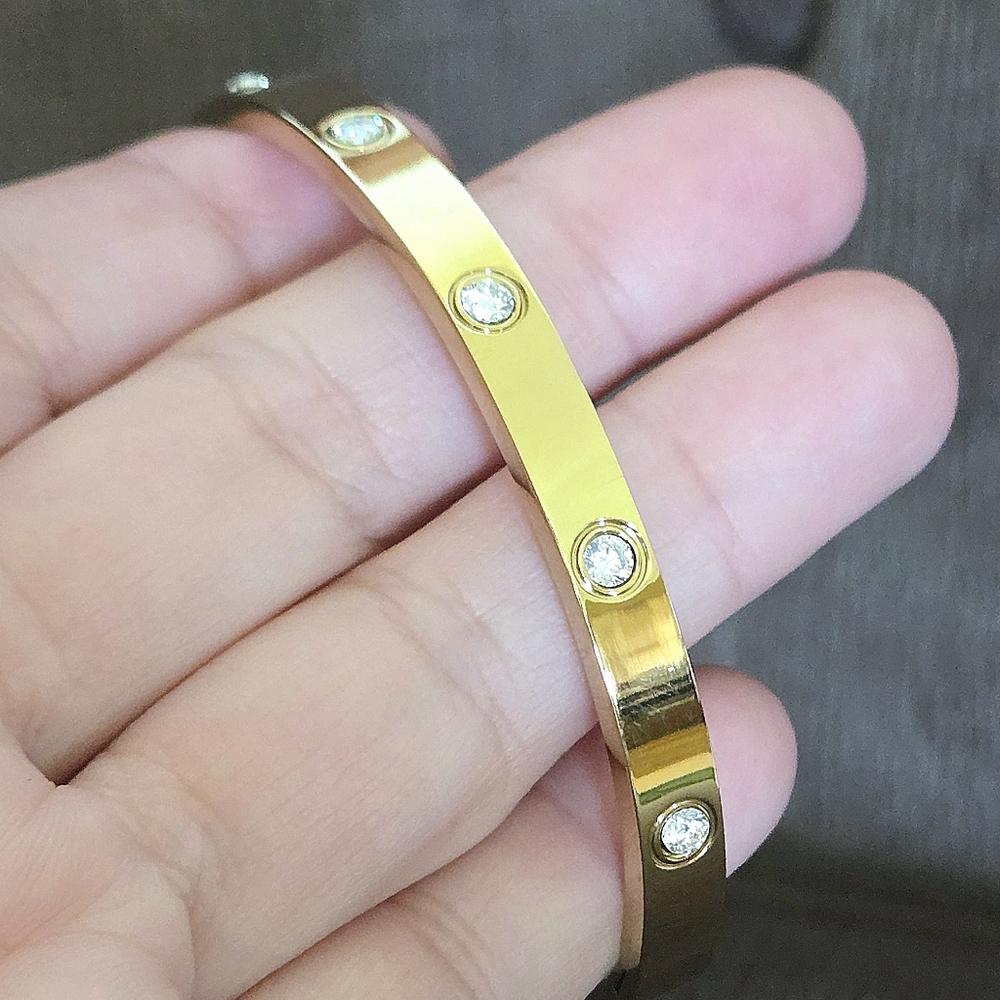 Set of Two✌️ Hinged Bangle Bracelets with Bezel Set Cubic Zirconias - NWOT - Picture 10 of 15